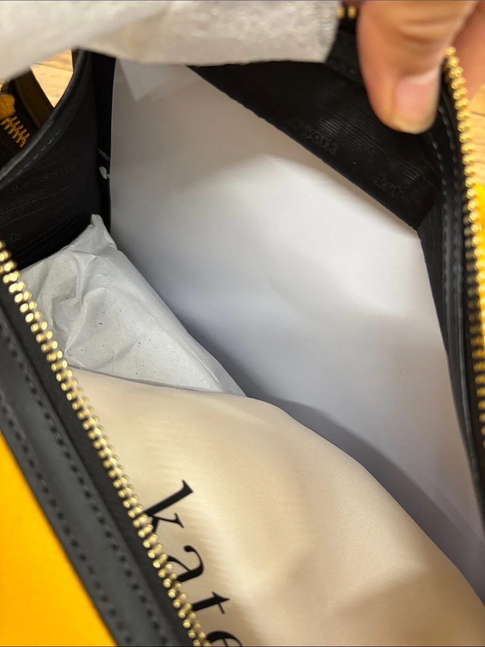 kate spade manhattan Yellow Black Taxi Graphic Tote